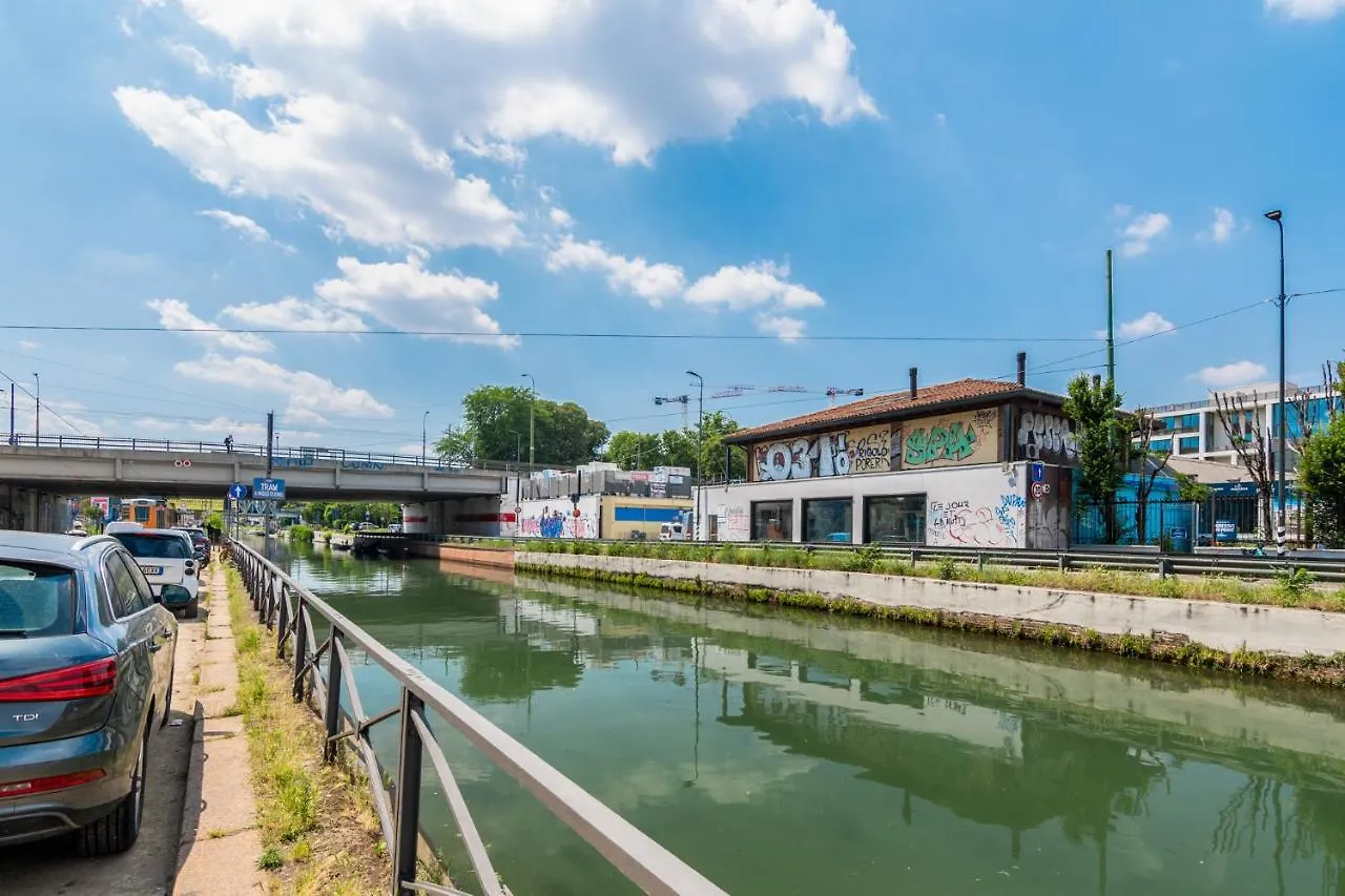 Travel Inside Srl - Ripa 127 Apartment Navigli Milan