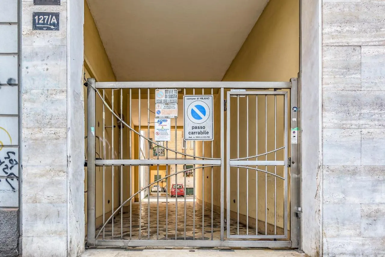 Travel Inside Srl - Ripa 127 Apartment Navigli Milan 0*,