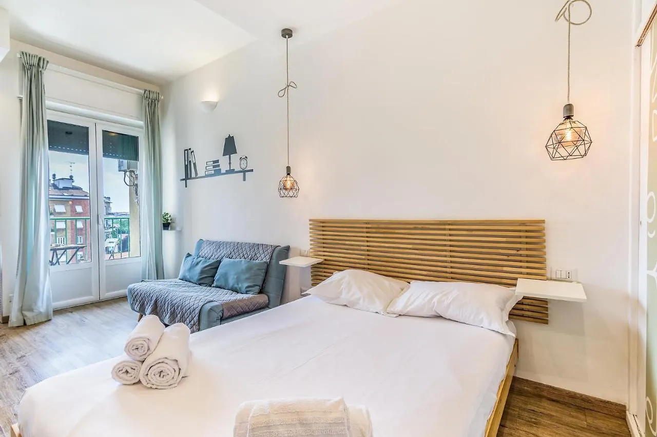 Travel Inside Srl - Ripa 127 Apartment Navigli Milan